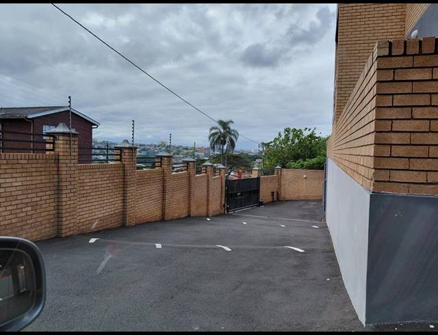 2 BEDROOM PROPERTY TO RENT IN GLENWOOD